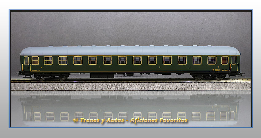 Coche pasajeros Serie 8000 BB-8512 - Renfe