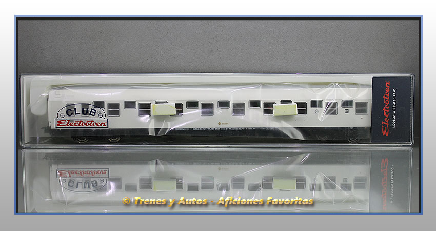 Coche pasajeros Serie 8000 Camas T2 - Renfe