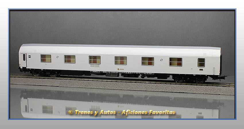 Coche pasajeros Serie 8000 Camas T2 - Renfe