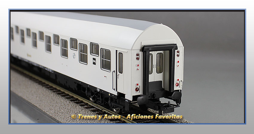Coche pasajeros Serie 8000 Camas T2 - Renfe