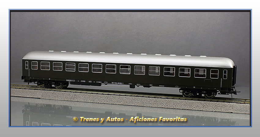 Coche pasajeros Serie 8000 "Uso Militar" - Renfe