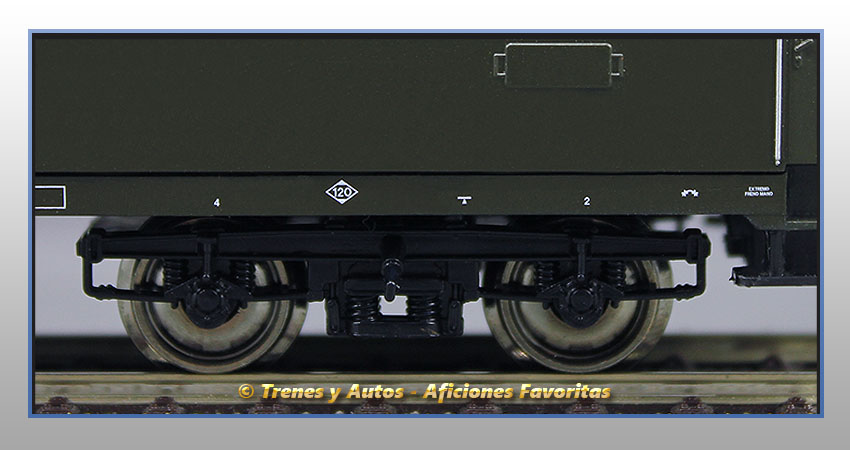 Coche pasajeros Serie 8000 "Uso Militar" - Renfe