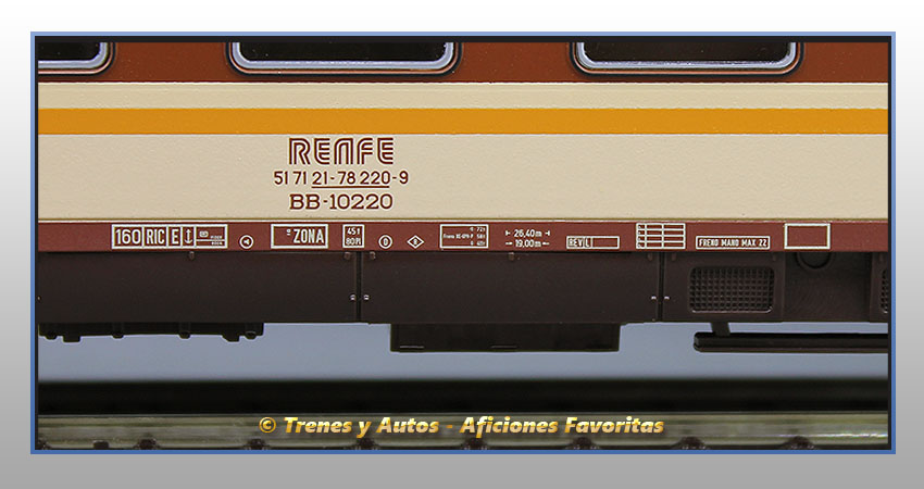 Coche pasajeros Serie 10200 "Estrella" BB-10220 - Renfe