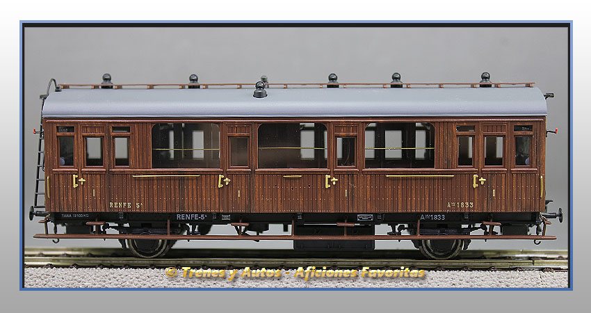 Coche pasajeros Serie 1678/1835 Ahv-1833 - Renfe