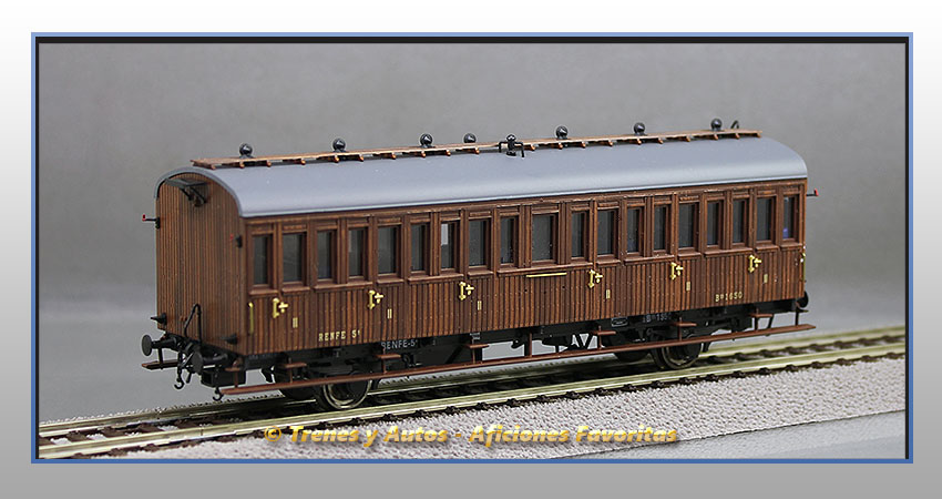 Coche pasajeros Serie 1678/1835 Bhv-1650 - Renfe