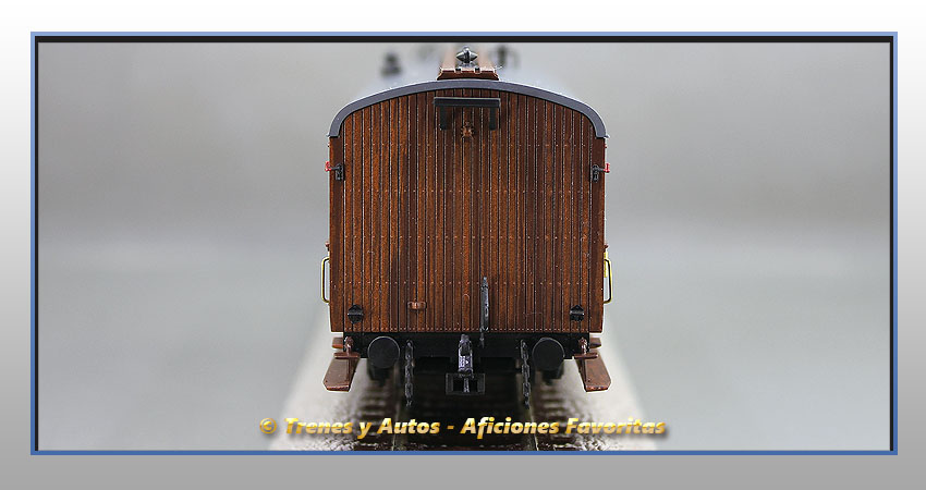 Coche pasajeros Serie 1678/1835 Bhv-1650 - Renfe