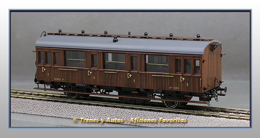 Coche pasajeros Serie 1678/1835 Bhv-1650 - Renfe