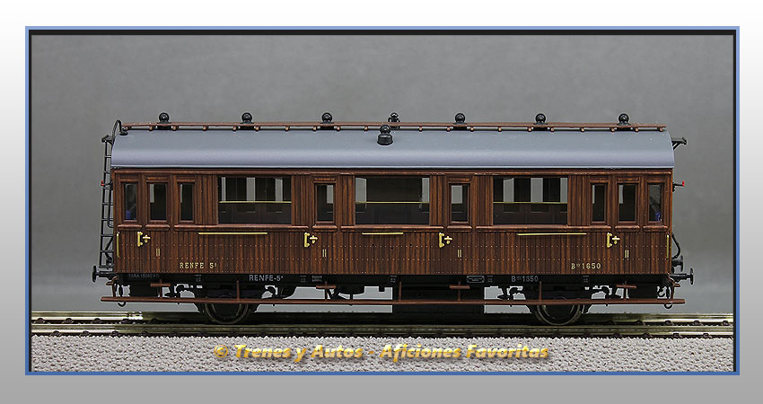 Coche pasajeros Serie 1678/1835 Bhv-1650 - Renfe