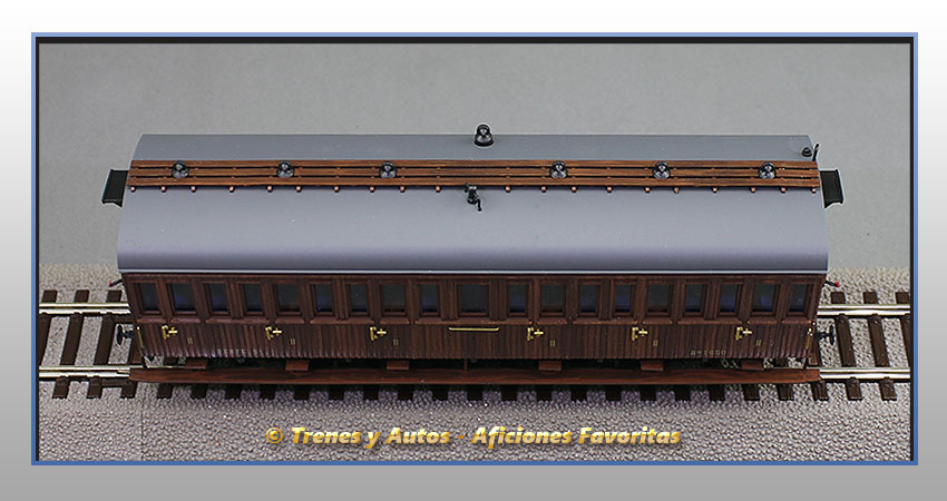 Coche pasajeros Serie 1678/1835 Bhv-1650 - Renfe