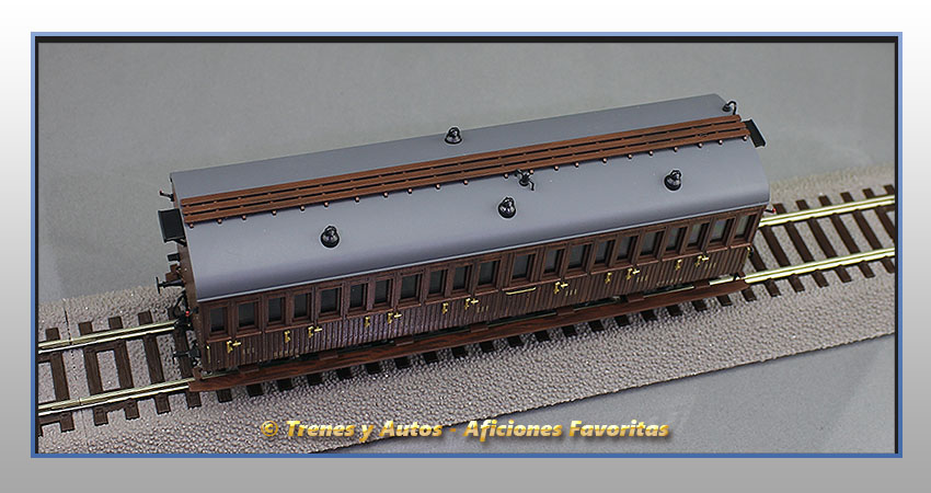 Coche pasajeros Serie 1678/1835 Chv-1814 - Renfe