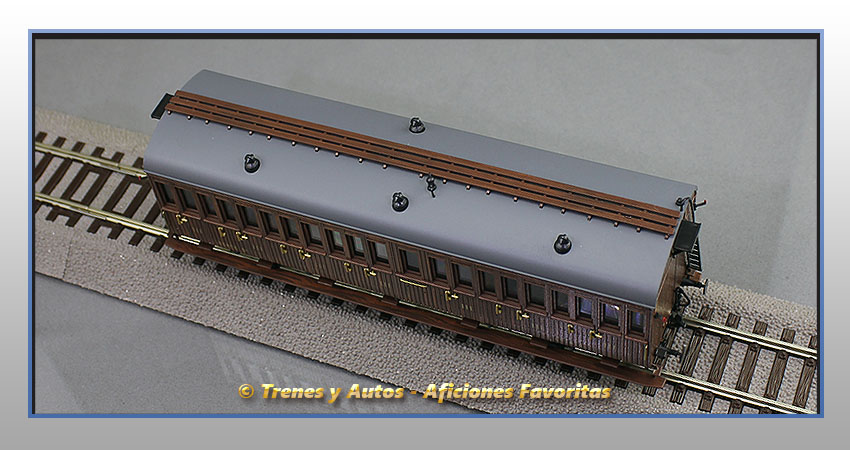 Coche pasajeros Serie 1678/1835 Chv-1814 - Renfe