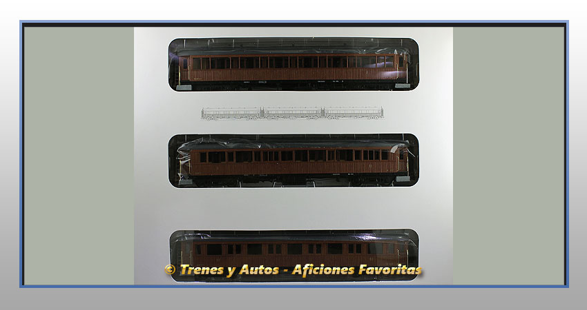 Set tres coches pasajeros madera Largo Recorrido - Renfe