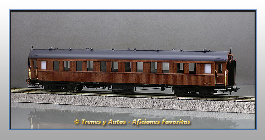 Coche pasajeros madera Largo Recorrido AA-950 - Renfe