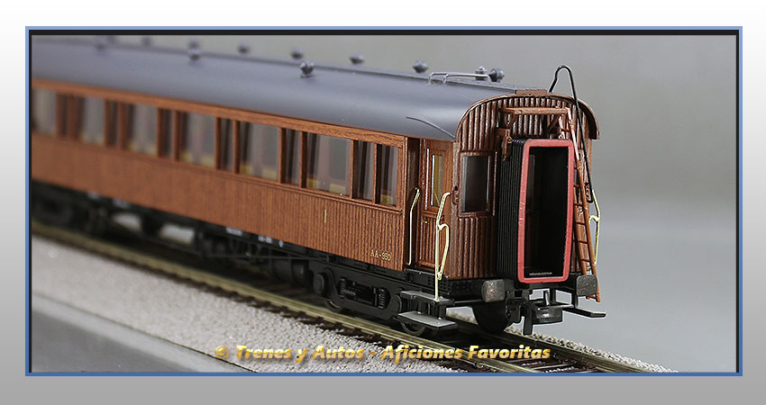 Coche pasajeros madera Largo Recorrido AA-950 - Renfe