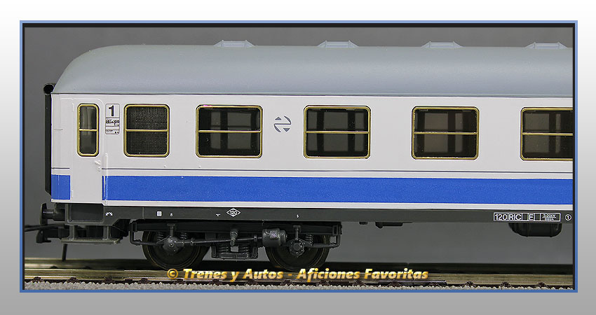Coche pasajeros Serie A10x-12116 "Danone" - Renfe