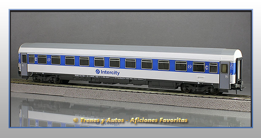 Coche pasajeros Serie B11x-10217 "Intercity" - Renfe