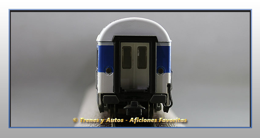 Coche pasajeros Serie B11x-10217 "Intercity" - Renfe