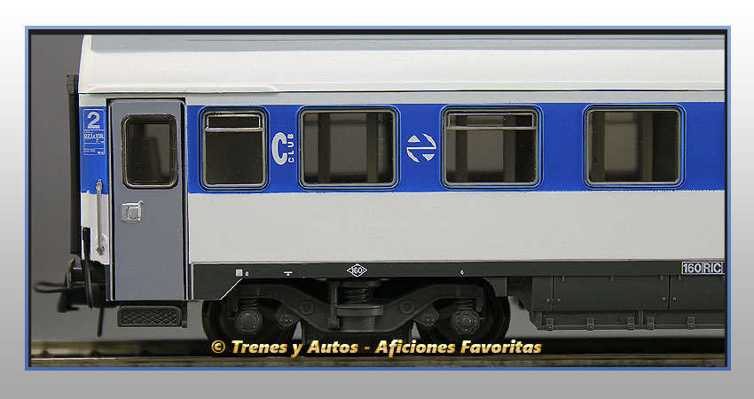 Coche pasajeros Serie B11x-10217 "Intercity" - Renfe
