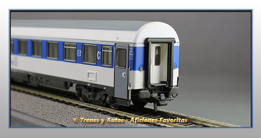 Coche pasajeros Serie B11x-10217 "Intercity" - Renfe