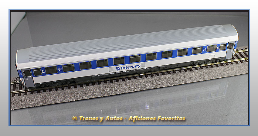 Coche pasajeros Serie B11x-10217 "Intercity" - Renfe