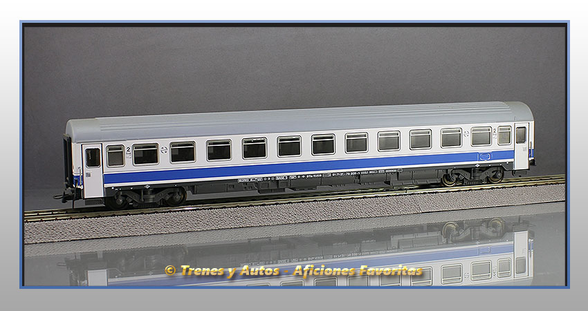 Coche pasajeros Serie B11x-10209 "Danone" - Renfe