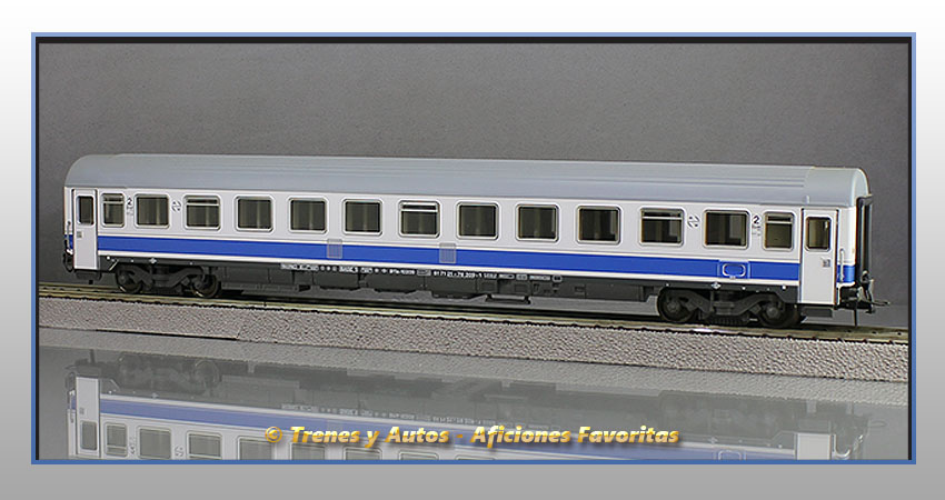 Coche pasajeros Serie B11x-10209 "Danone" - Renfe