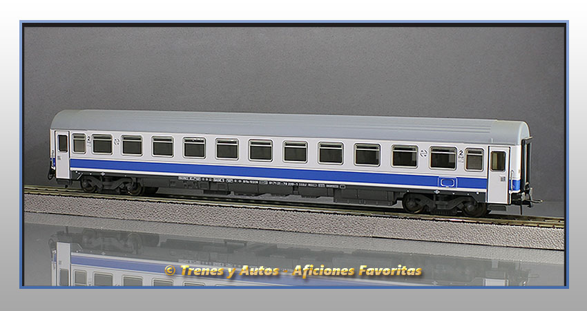 Coche pasajeros Serie B11x-10209 "Danone" - Renfe