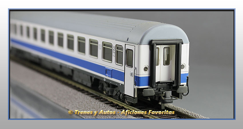 Coche pasajeros Serie B11x-10209 "Danone" - Renfe