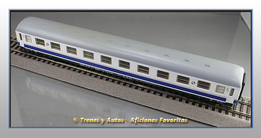 Coche pasajeros Serie A10x-12106 "Danone" - Renfe