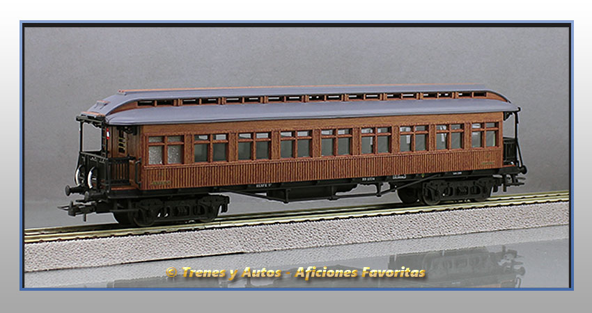Coche pasajeros Costa con linternón BB-2334 - 2ª Clase - Renfe