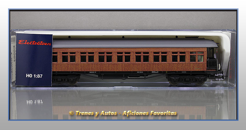 Coche pasajeros Costa BB-2466 - 2ª Clase -  Renfe