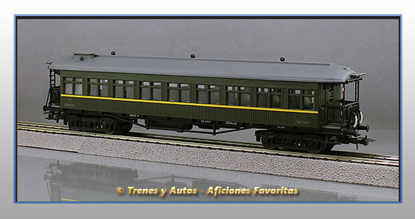 Coche pasajeros Costa BB-2387 - 2ª Clase - Renfe