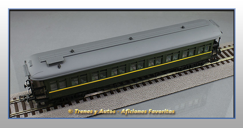 Coche pasajeros Costa BB-2387 - 2ª Clase - Renfe