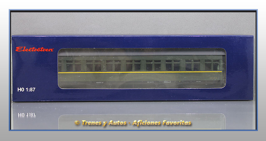 Coche pasajeros Costa BB-2476 - 2ª Clase - Renfe
