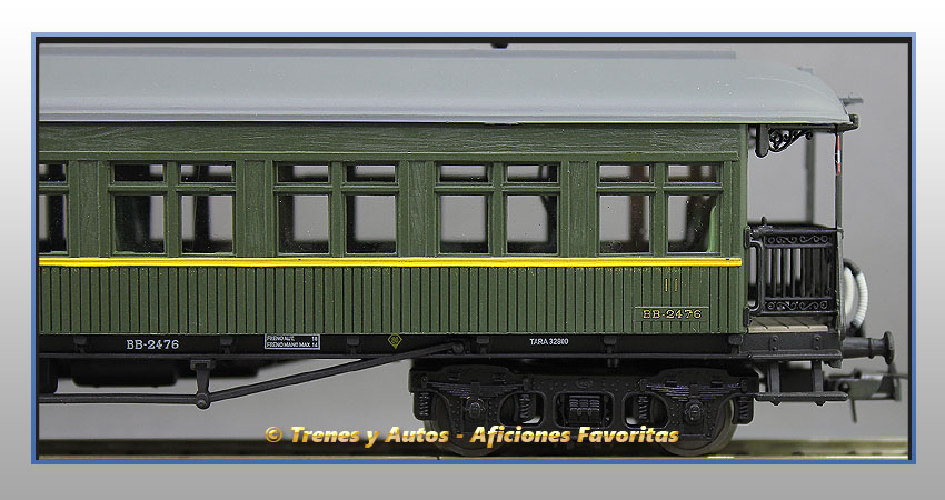 Coche pasajeros Costa BB-2476 - 2ª Clase - Renfe