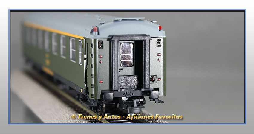 Coche pasajeros Serie 5000 AA-5075 Clase 1ª - Renfe