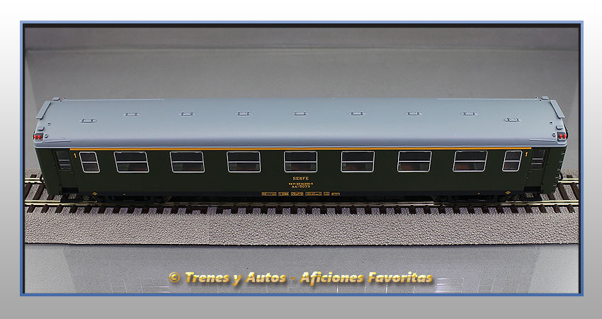 Coche pasajeros Serie 5000 AA-5075 Clase 1ª - Renfe