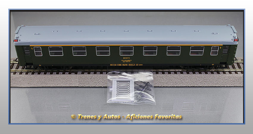 Coche pasajeros Serie 5000 AA-5075 Clase 1ª - Renfe (Complementos)