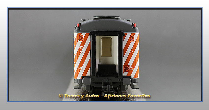 Coche pasajeros regional Serie 6000 B7r-6240 - Renfe