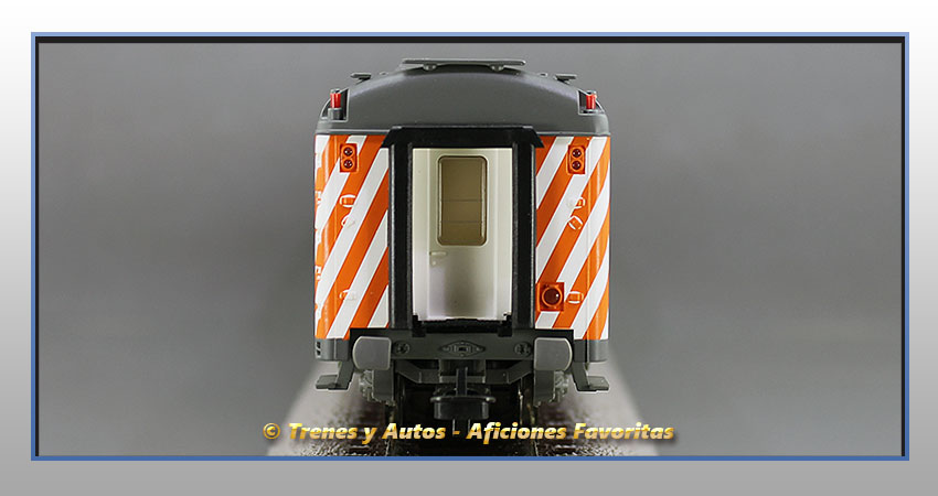 Coche pasajeros regional Serie 6000 B7r-6240 - Renfe
