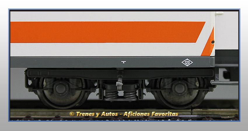 Coche pasajeros regional Serie 6000 B7r-6240 - Renfe