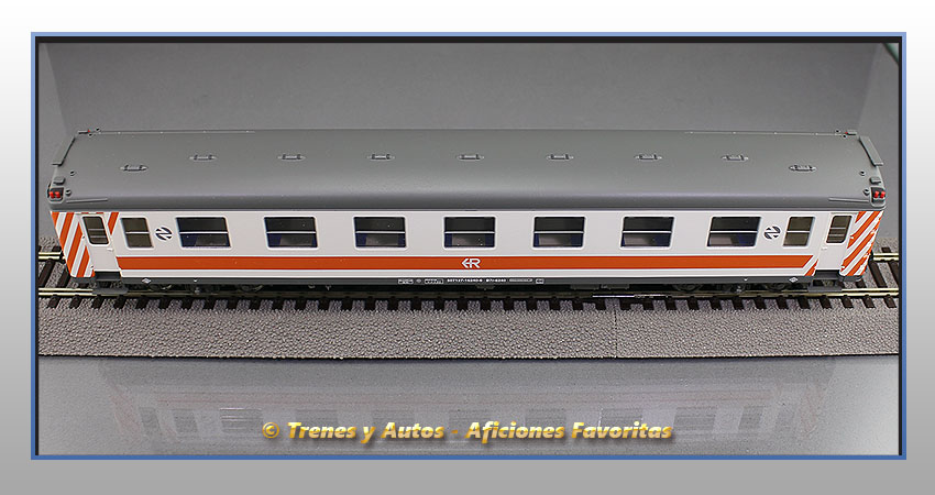 Coche pasajeros regional Serie 6000 B7r-6240 - Renfe