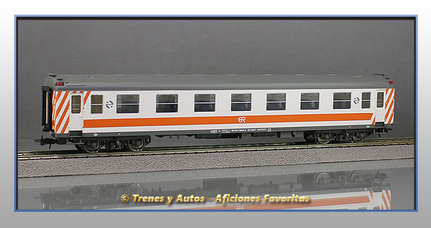 Coche pasajeros regional Serie 6000 B7r-6237 - Renfe