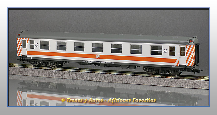Coche pasajeros regional Serie 6000 B7r-6237 - Renfe