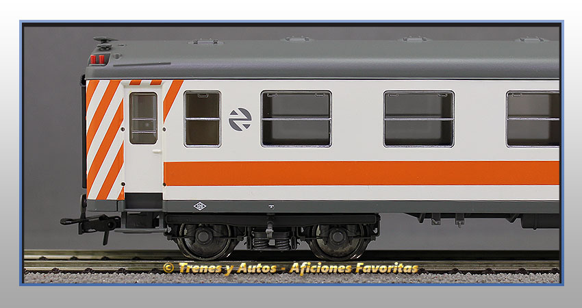 Coche pasajeros regional Serie 6000 B7r-6237 - Renfe