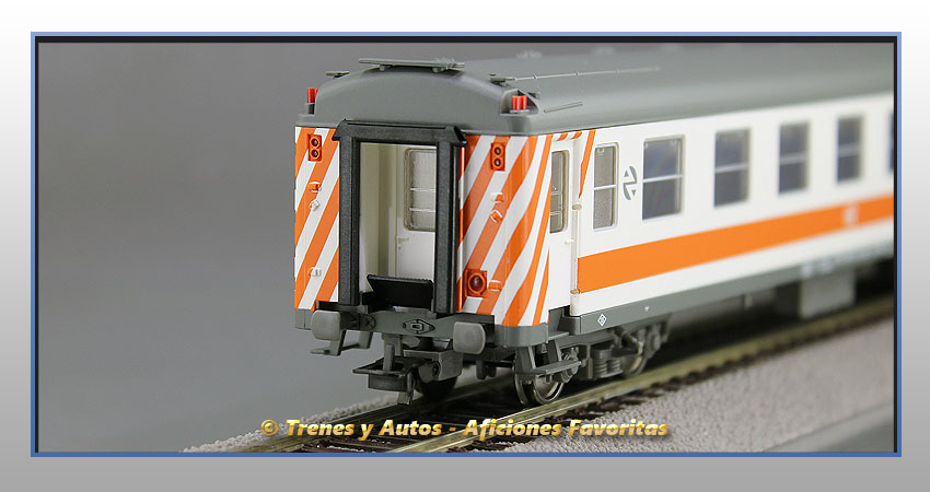 Coche pasajeros regional Serie 6000 B7r-6237 - Renfe