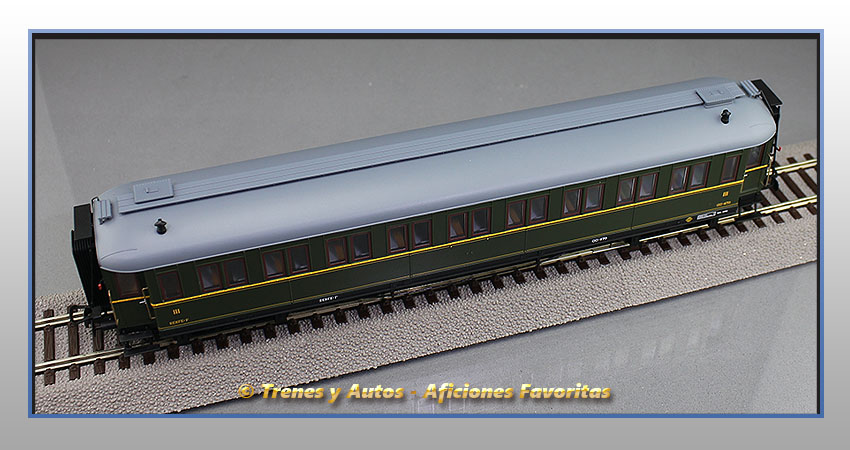 Coche pasajeros verderón Serie 360/576 CC-470  3ª Clase - Renfe