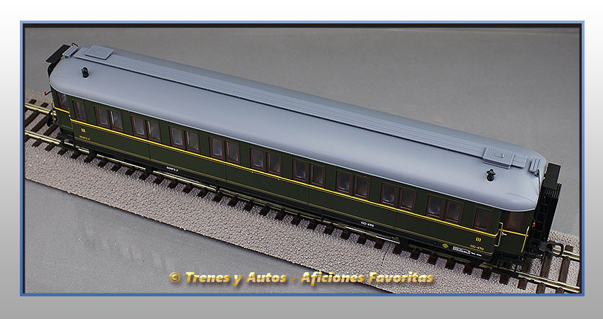 Coche pasajeros verderón Serie 360/576 CC-470  3ª Clase - Renfe