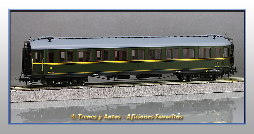Coche pasajeros verderón Serie 360/576 CC-481 3ª Clase - Renfe