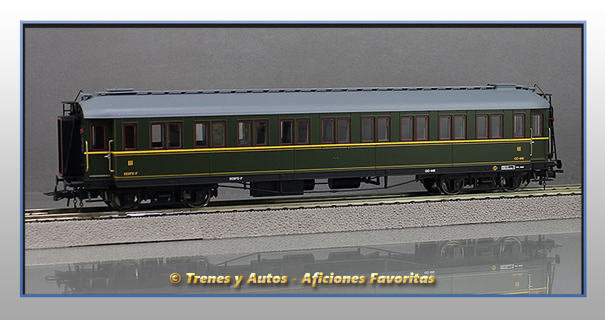 Coche pasajeros verderón Serie 360/576 CC-481 3ª Clase - Renfe